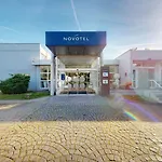 ホテル Novotel Evry Courcouronnes