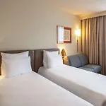 Szálloda Novotel Evry Courcouronnes