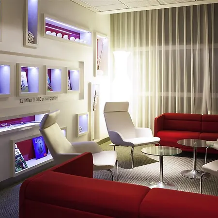 Novotel Evry Otel