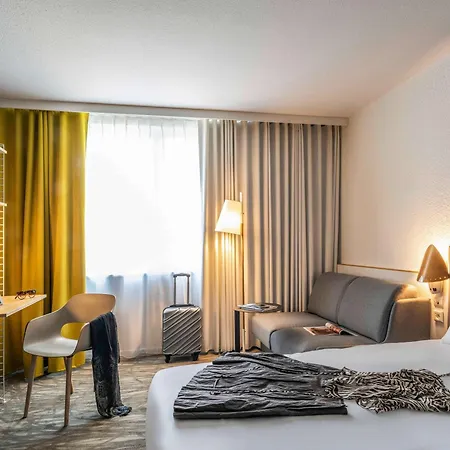 Novotel Evry Hotel Courcouronnes