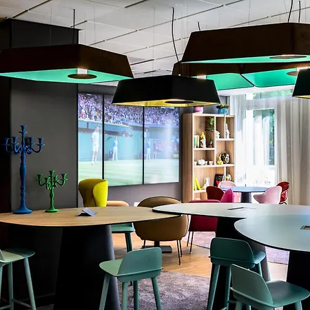 Hotel Novotel Evry Courcouronnes