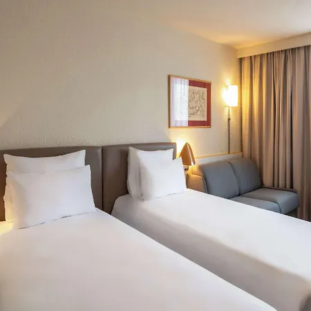 Hotel Novotel Evry Courcouronnes