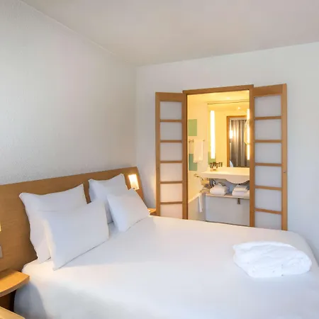 Hotel Novotel Evry Courcouronnes