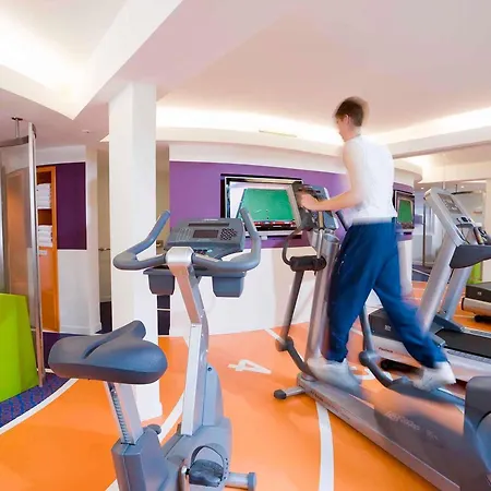 Hotel Novotel Evry Courcouronnes