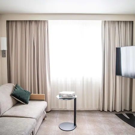 Novotel Evry 호텔 4*