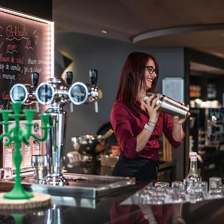 מלון Novotel Courcouronnes