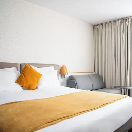 Novotel Hotel Courcouronnes